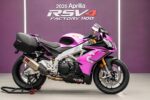 Aprilia RSV4 Factory 1100 2026: Superbike Rosa con Estilo Único y Alto Rendimiento