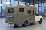 Esta camper Toyota tiene cama: cocina y baño y aún mejor