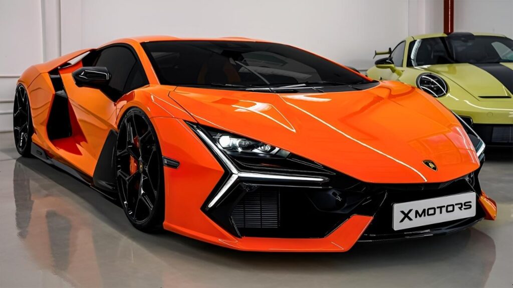 2026 Lamborghini Revuelto V12 – Interior & Exterior Walkaround