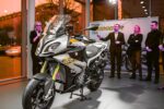 BMW S 1000 XR: Moto Sport-Touring Potente con Diseño Moderno y Confort